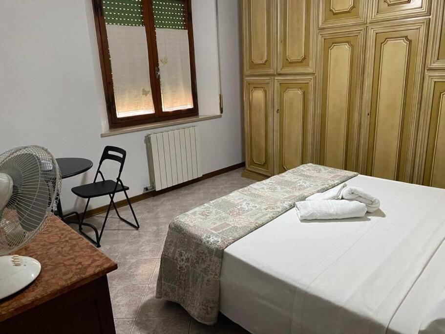 La Sosta - Intero Appartamento Ponte d'Arbia Exteriör bild