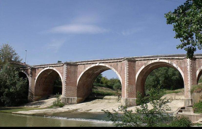 La Sosta - Intero Appartamento Ponte d'Arbia Exteriör bild